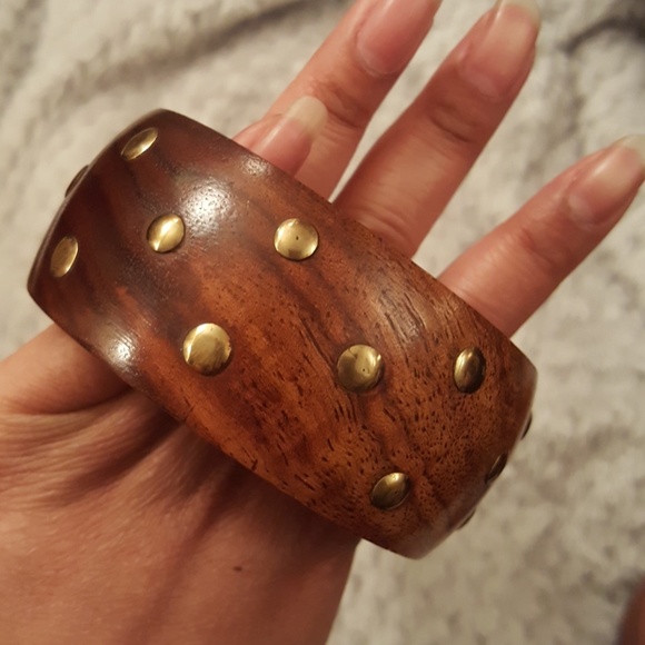 LAST 1! Host Pick!💛Gold Studded Wood Bangle - Picture 7 of 7
